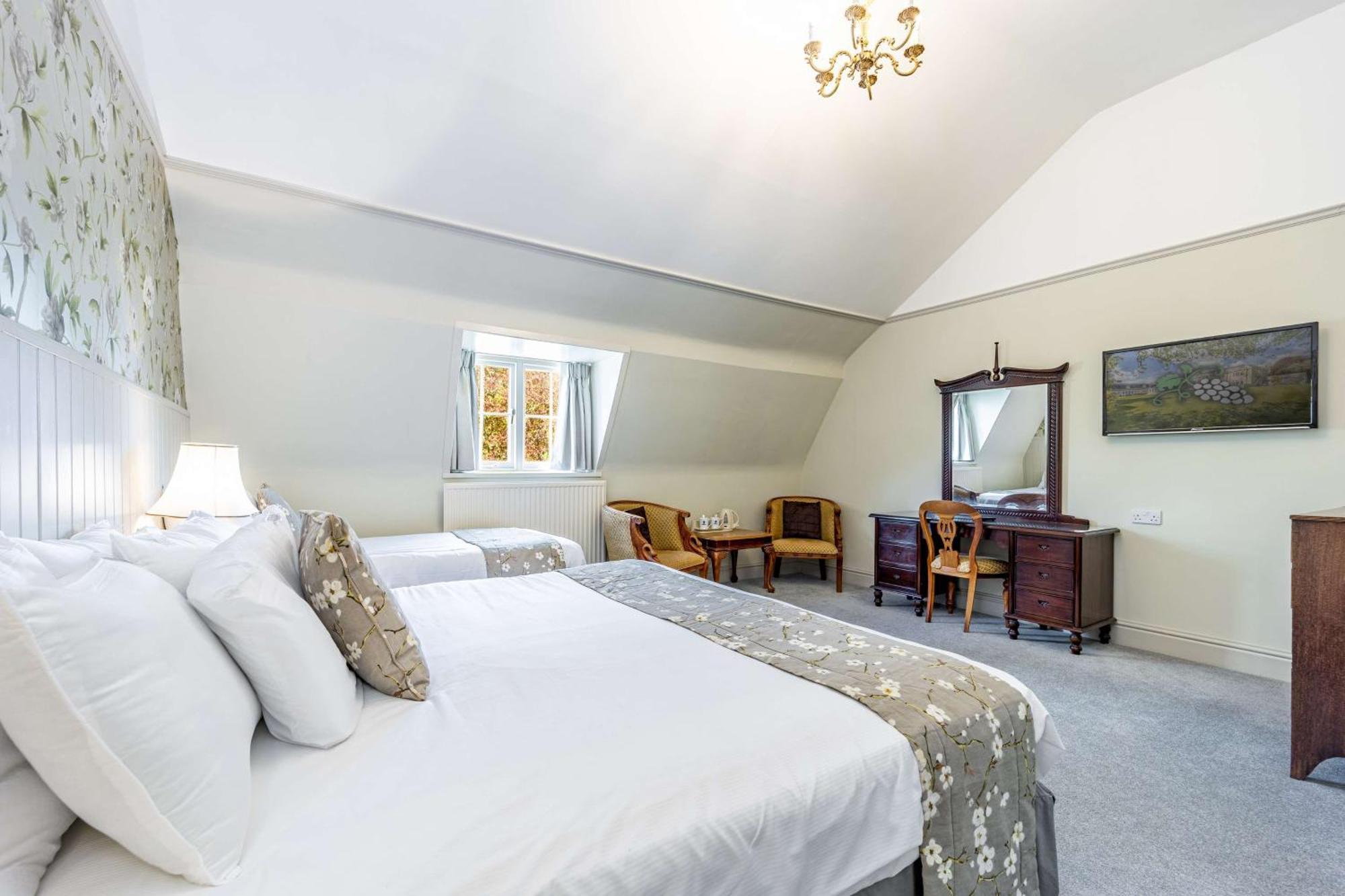 Landhuis Leigh Park & Vineyard, Bw Signature Collection